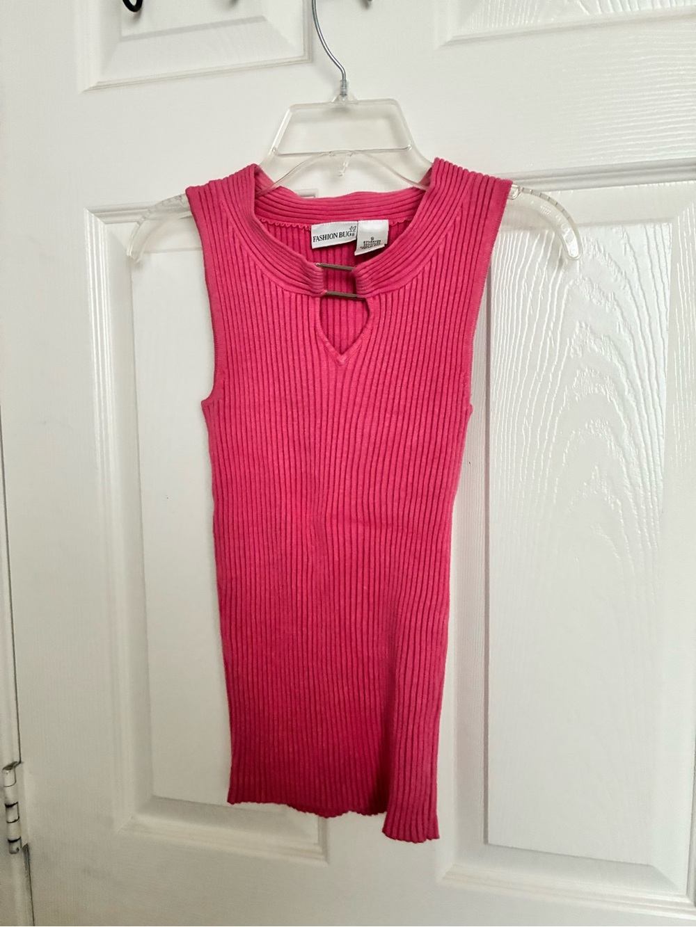 Fashion Bug vintage Women's Ribbed Sleeveless Pink Top